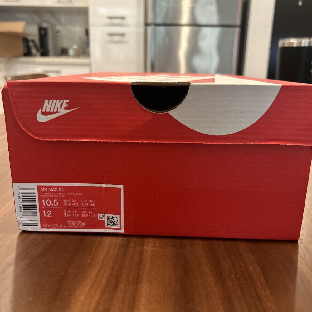 New Nike Air Max DN Light Orewood Brown Size 10.5 with Box - Picture 11 of 12